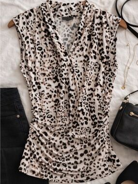 Vince Camuto Ruched Blouse Flattering Leopard Print V-Neck Work Top M